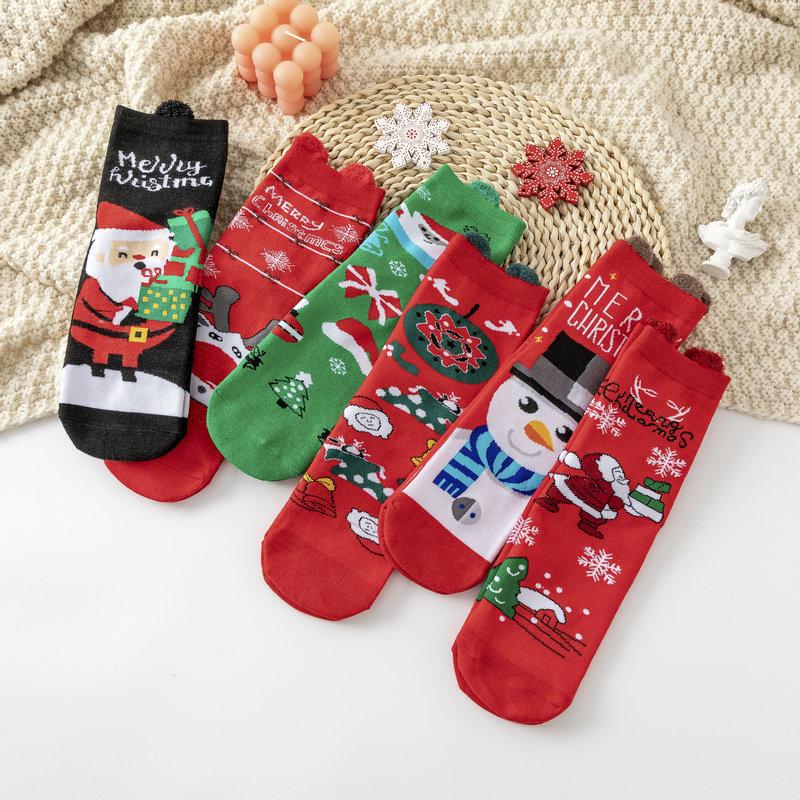 Cute Elk Cartoon Socks with 3D Ears – Red, Cotton for Autumn & Winter, Japanese Style, Perfect for Christmas