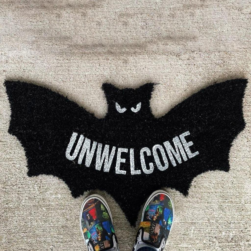Halloween Bat Rug Halloween Faux Cashmere Carpet Bat Floor Mat Festival Decorative Mat for Bedroom Living Room Kitchen Balcony