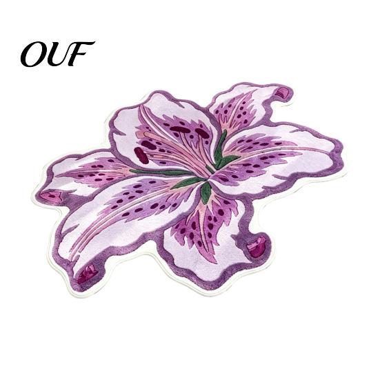 Decorative Lily Shape Rug Floor Mat, Absorbent Velvet for Bathroom And Entrance, Non-slip Comfortable Barefoot Mat Flower Bedroom Dressing Table, Soft