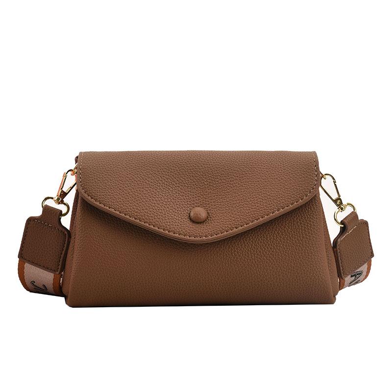 

Temperament PU niche bag women s 2024 new personalized wide shoulder strap shoulder bag popular messenger bag versatile small square bag коричневий