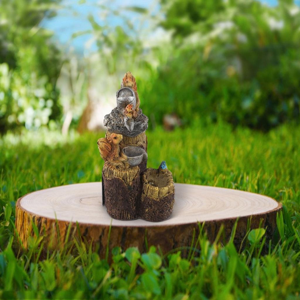 Cute Resin Squirrel Sculpture Designed to Bring Joy to Your Garden Atmosphere