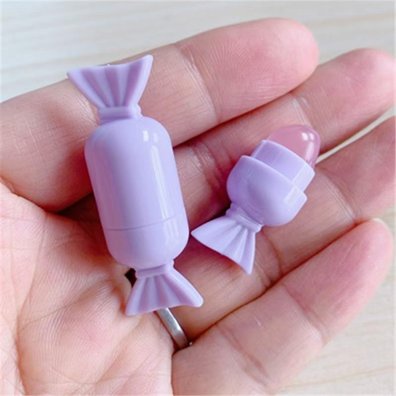1PCS Mini Cute Portable Silicone Lip Brush Lipstick Brush with Cover Lip Brush Smudge Brush Carry-on Portable Brush Lip Gloss