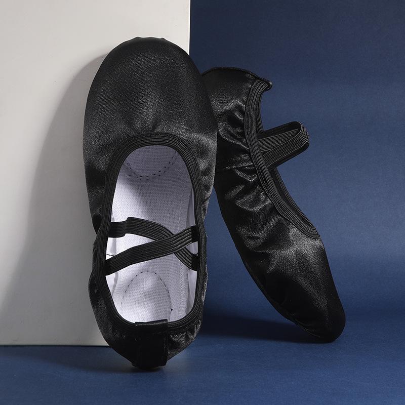 

Атласные балетки Балетные танцевальные балетки с мягкой кожаной подошвой для женщин, девочек, детей для танцевальной практики Размер 23-43 37 чёрный