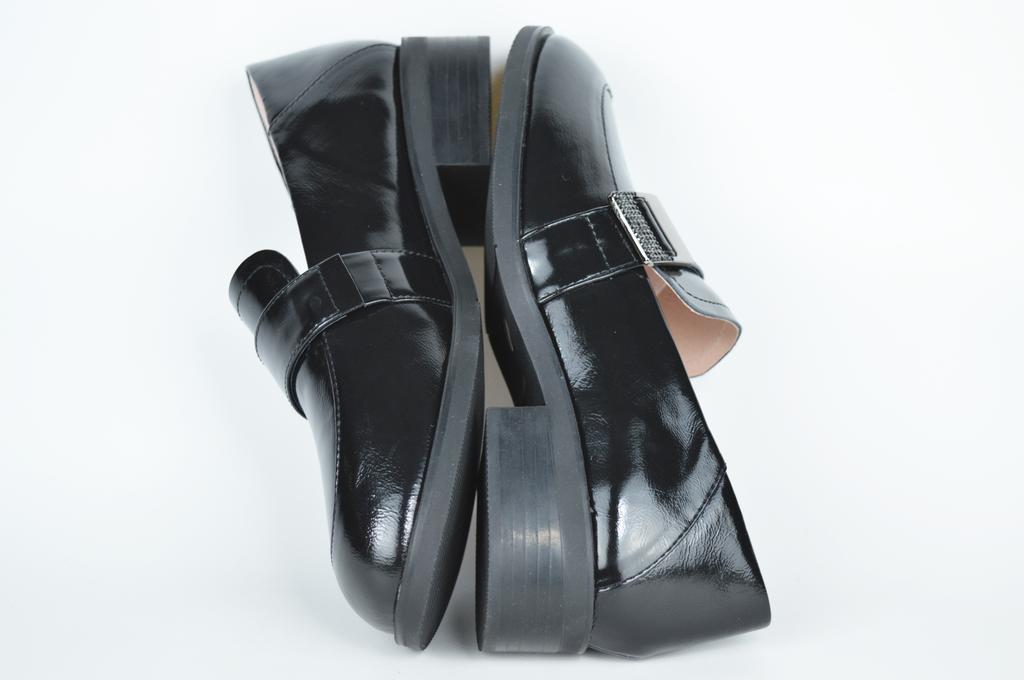 Туфли женские Berkonty 81971 36 Черный кожа масло