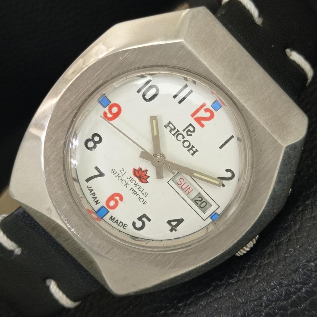 

VINTAGE RICOH R31 AUTOMATIC JAPAN MENS WHITE COLOR DIAL WATCH a707943-1