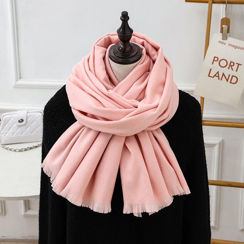 Damski zimowy biały szal z wełny kaszmirowej: Wszechstronny szalik z krótkim frędzlem w stylu koreańskim