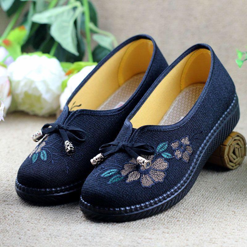 

Cloth shoes women s new medium-sized old man, old lady, grandma, leap month shoes, soft-soled non-slip old man shoes 35