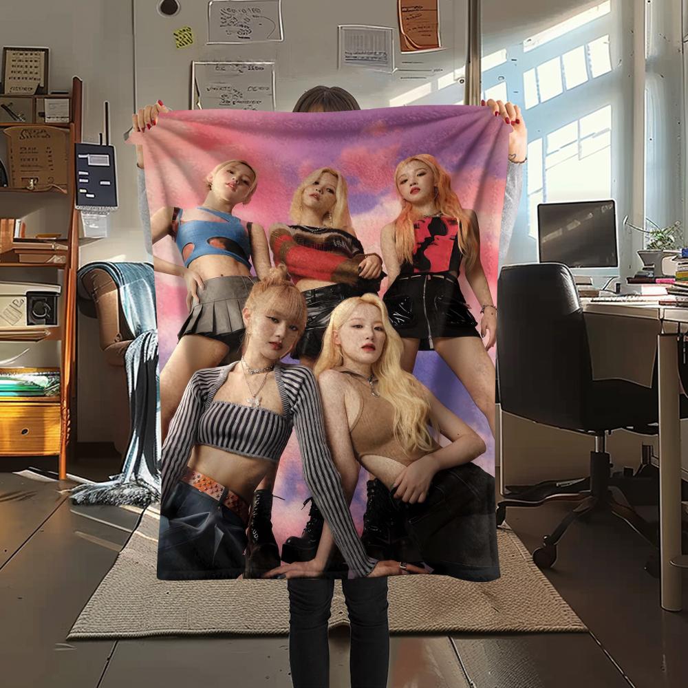 1Pc Gidle Print Flannel Blanket, High quality Comfortable for All Seasons, Home Decor, Warmth and Comfort, Perfect for Gifts