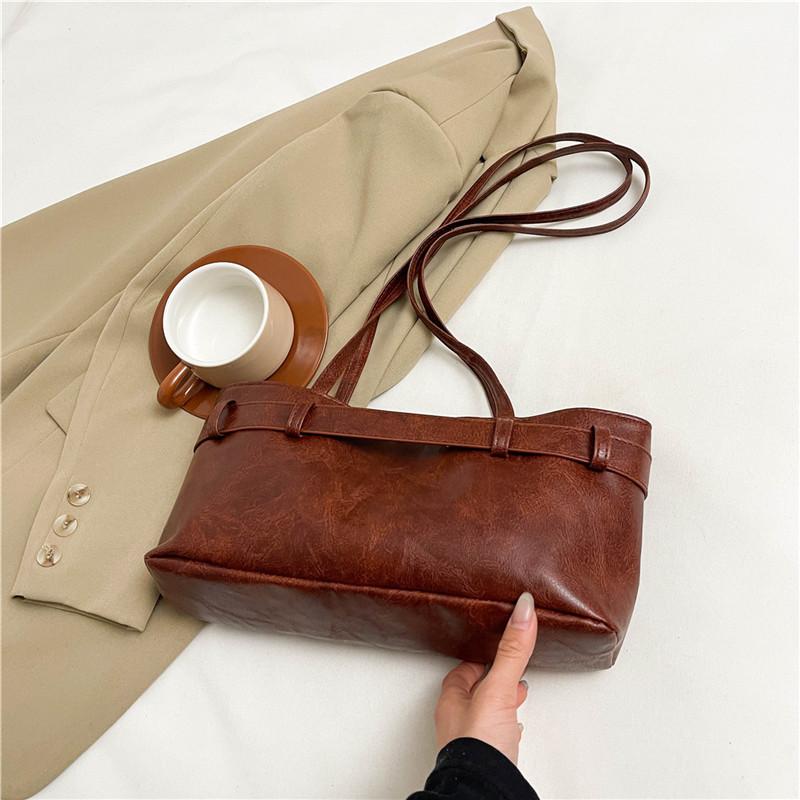 

2025 новая модная ретро рабочая универсальная сумка через плечо сумка-тоут высокой ценности сумка для занятий для студенток женщин тёмно-рыжий