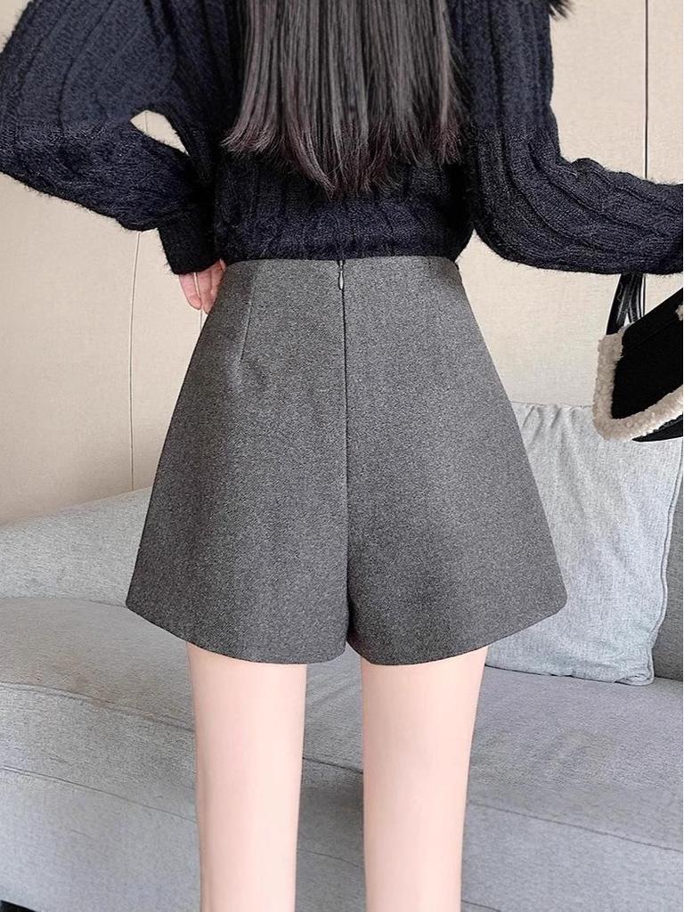 Women's High-Waisted Wide-Leg Tweed Retro Shorts, Gray - Autumn/Winter Casual Slimming Pants
