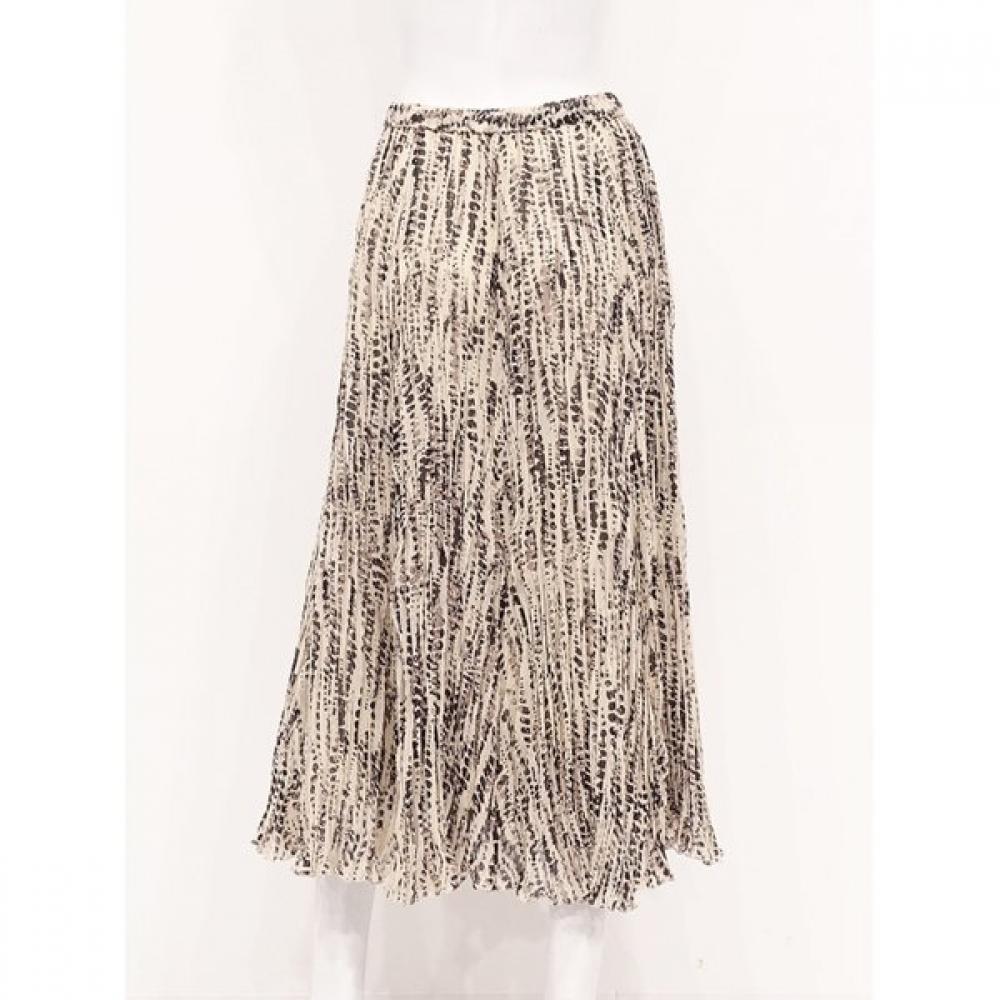 Specchio Long Skirt With Wrinkle Pattern 451 246
