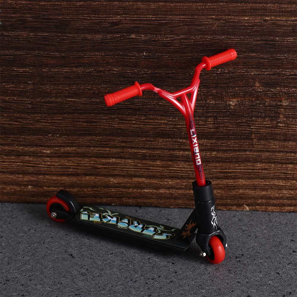 Finger Toys Children's Finger Scooter Finger Skateboards Mini Scooter Mini Finger Scooter