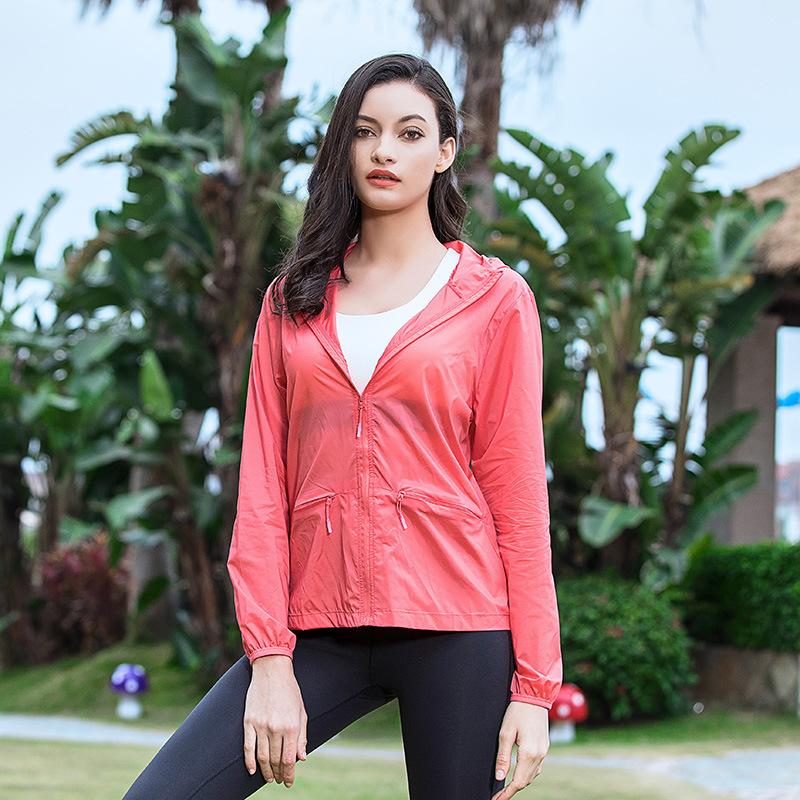 Hooded Sunscreen Clothes Women Men Thin Breathable Outdoor UV Protection Sunscreen Clothes Women Skin Windbreakers