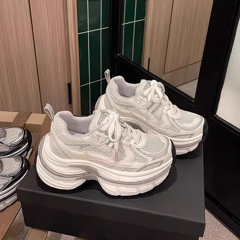 Thick-soled Paris Daddy shoes women's 2025 summer new soft leather mesh small man height increase breathable mesh casual sports shoes