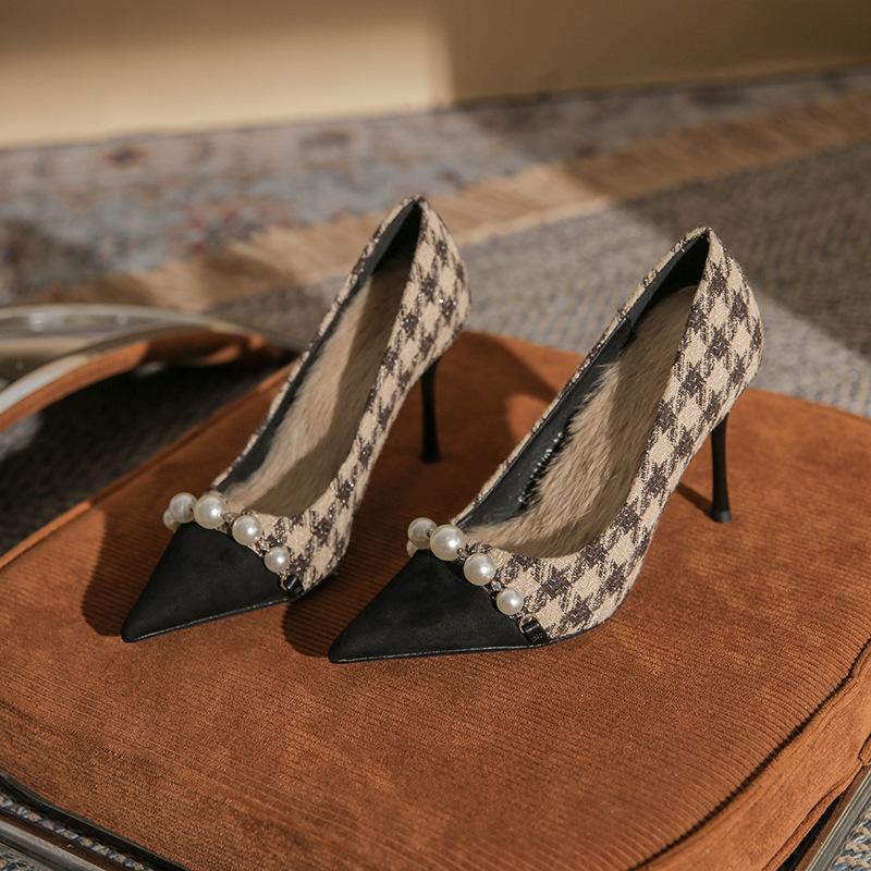 97801 [sheepskin] High Heels Women's Thin Heels 2025 New Versatile Pearl Chain Pointed Thousand Bird Grid Single Shoes