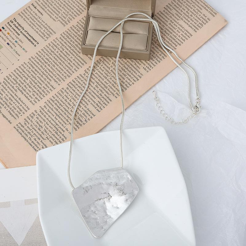 Accessories Vintage Long Necklace Geometric Premium Pendant Ladies Sweater Chain