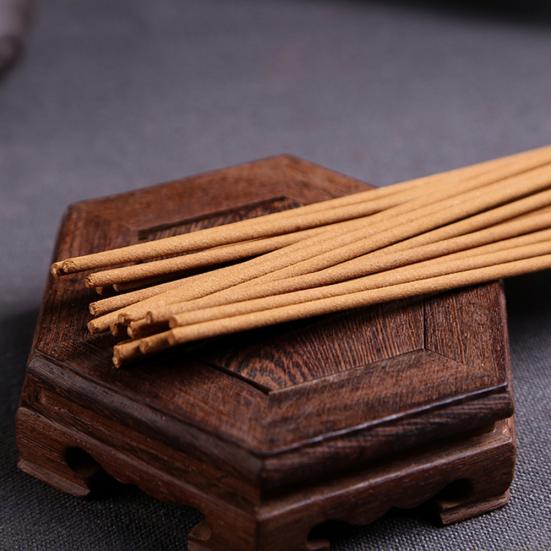 45 Stück Reine Natürliche Beifuß Laoshan Sandelholz Räucherstäbchen für Schlaf Gesundheit