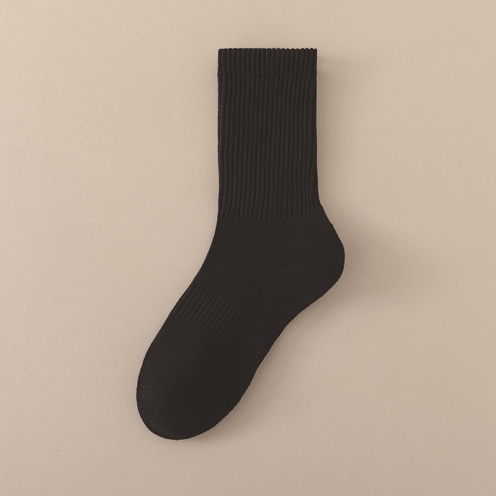 Female Autumn and Winter Thickened Sports Wool Ring Anti Bacterial Deodorizing Warm Month Socks