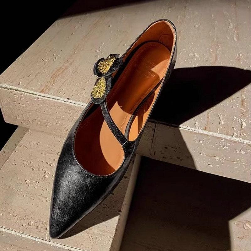Fashion Flat Shoes for Women 2025 Spring Autumn French Fashion New Pointed Toe Loafers Women Ladies Shoes Luxury