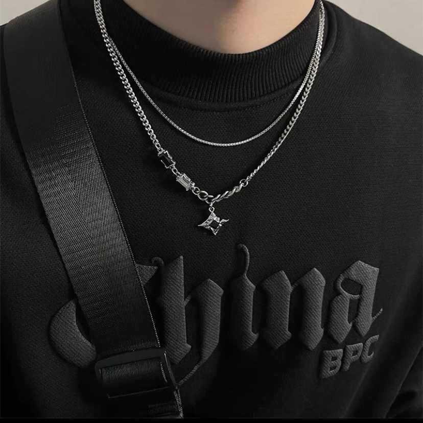 Collana Double Layer Starburst: Catena clavicolare trendy stile Hip Hop per Uomini e Donne