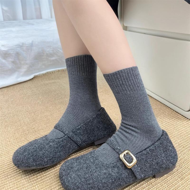 Female Spring and Autumn Simple Pure Color Micro Pressure Thin Boneless Tube Socks