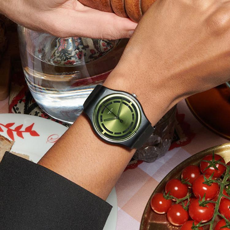SWATCH Gent Series New Gent Series Quartz Movement Minimalist Green Light Swiss Watch 47.4mm Green Dial Plant Ceramic Case Silicone Strap SO32B117