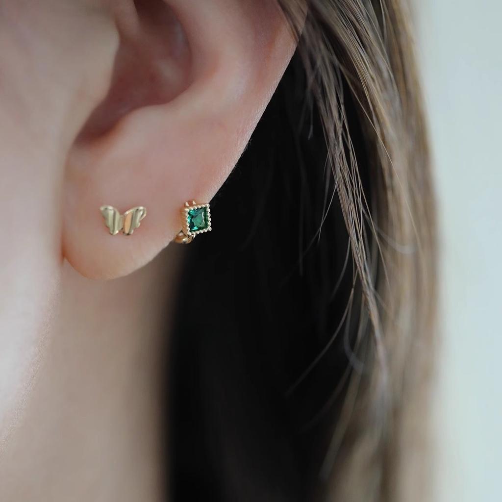 925 Sterling Silver Electroplated 14K Gold French Retro Green Zircon Earrings for Women Exquisite Ear Accessories