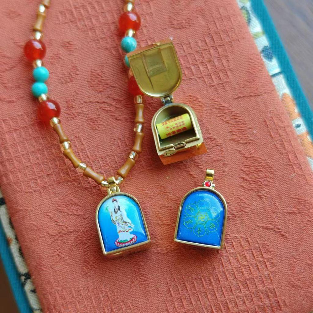 Handcrafted Retro Bamboo Necklace with Chinese Olive Core Pendant