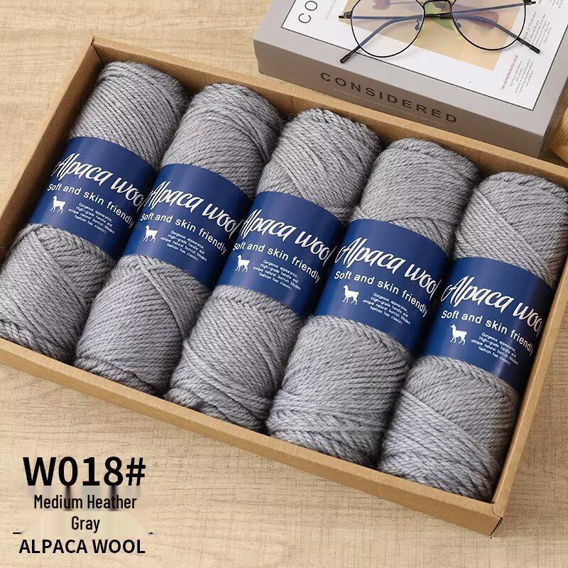 Soft Alpaca Yarn: Comfortable, ideal for hand-knitting scarves and other medium-thick projects.