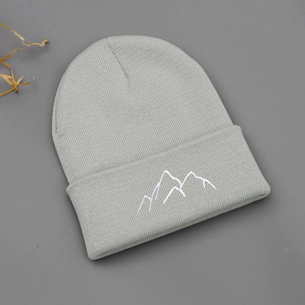 Winter Beanie Hats for Men Women Mountain Style Knit Cuffed Beanie Skull Cap Outdoor Daily Wear
