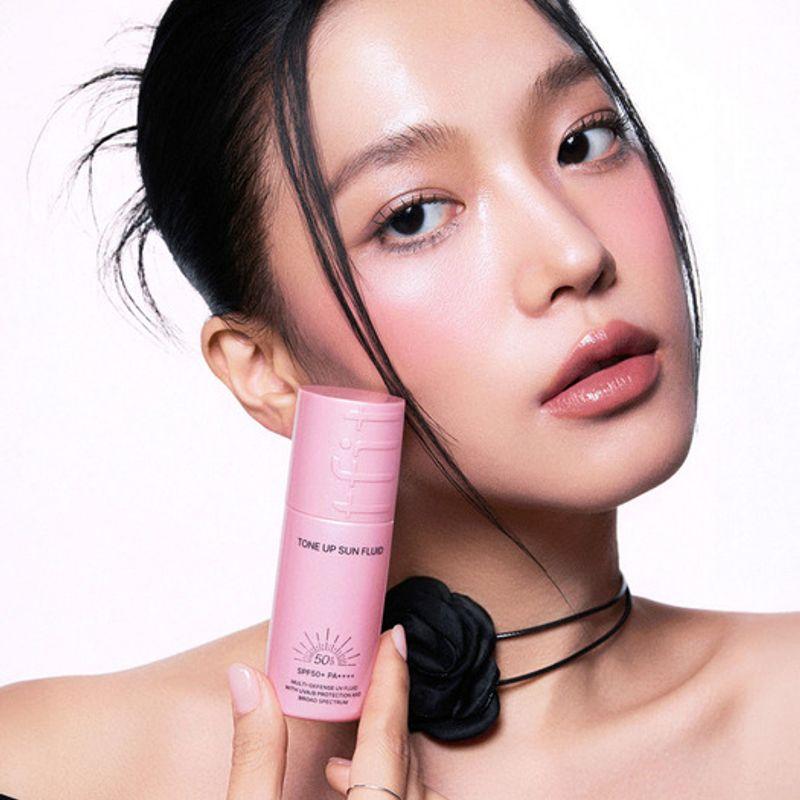 

Солнцезащитный флюид для выравнивания тона 50 мл