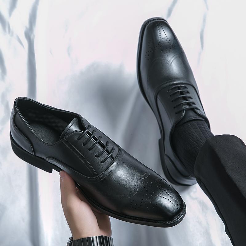 Luxus Herren Anzugschuhe Spitzschuh Leder Herren Oxfords Schuhe Klassische Italien Brogues Schuhe Mode Schnürschuhe Herrenschuhe Größe 46