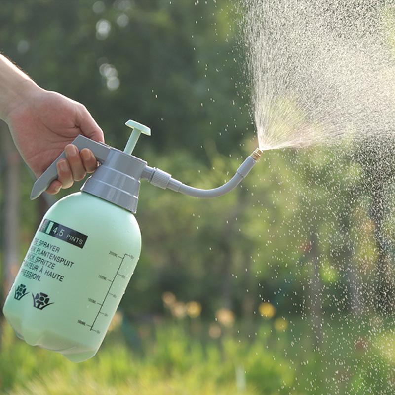 Gartenbau Universal 2L Kleiner Sprüher Haushaltssprühkessel Manuell Luftdruck Bewässerungstopf Düse Haushalt Manuell Luftdruck