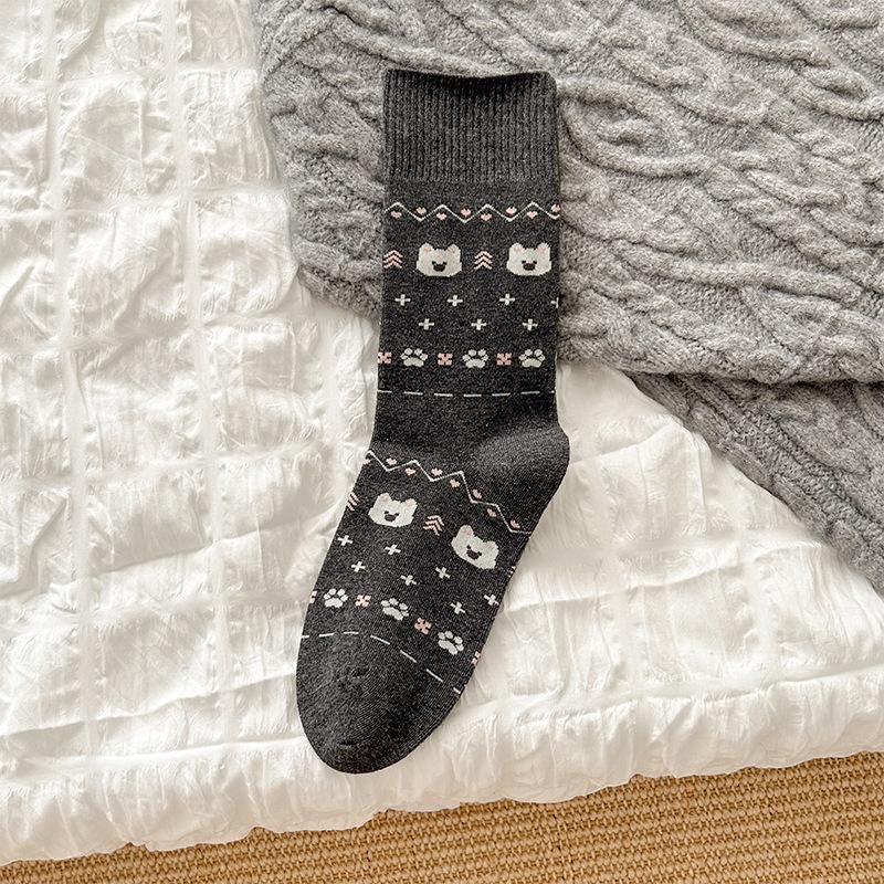 Children's Sock Mid-length Socks for Autumn and Winter, Boneless Pure Cotton Socks with Cartoon Embroidery, Gray Pile-up Socks