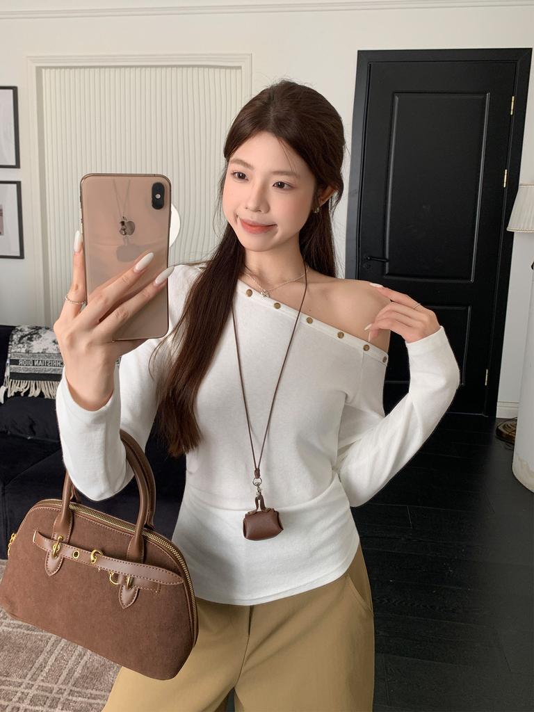 Casual High-waisted Trousers Women's Inner One-word Diagonal Neck Off-the-shoulder Long-sleeved T-shirt Autumn and Winter New Bottoming Shirt Top