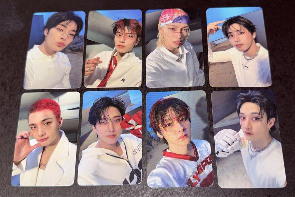 [USED] Stray Kids KARMA HOORAY Regular Edition Trading Card Set of 8