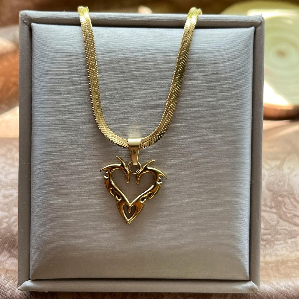 Small Animal Snake Pendant Flat Snake Chain Necklaces for Women Choker Necklace Stainless Steel Jewelry Party Birthday Gift New