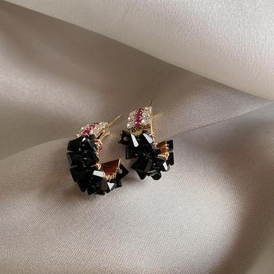 Hongkongská atmosféra Retro Černé Křišťálové Náušnice Ženská Osobnost Temperament Lehký Luxusní Náušnice Studené Světlo Vzduch Divoký Trendy Náušnice