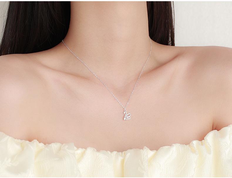 S999 Sterling Silver Heart Swan Pendant Necklace - Elegant Clavicle Chain for Women's Fashion