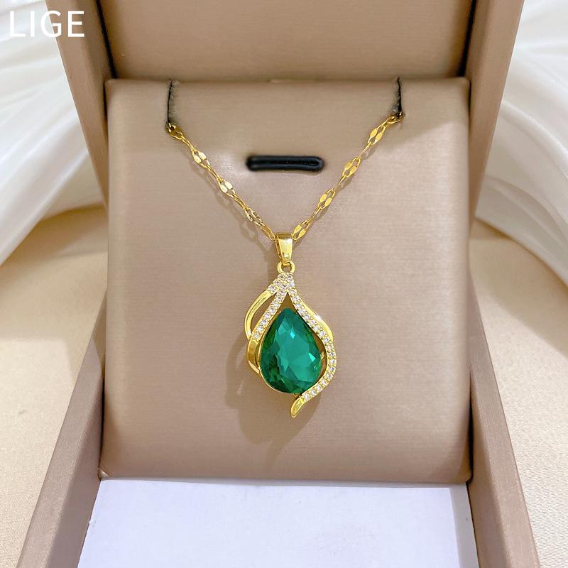 Green Light Luxury Full Diamond Temperament Gorgeous Full Diamond Necklace Female Versatile Collarbone Chain Titanium Steel Chain