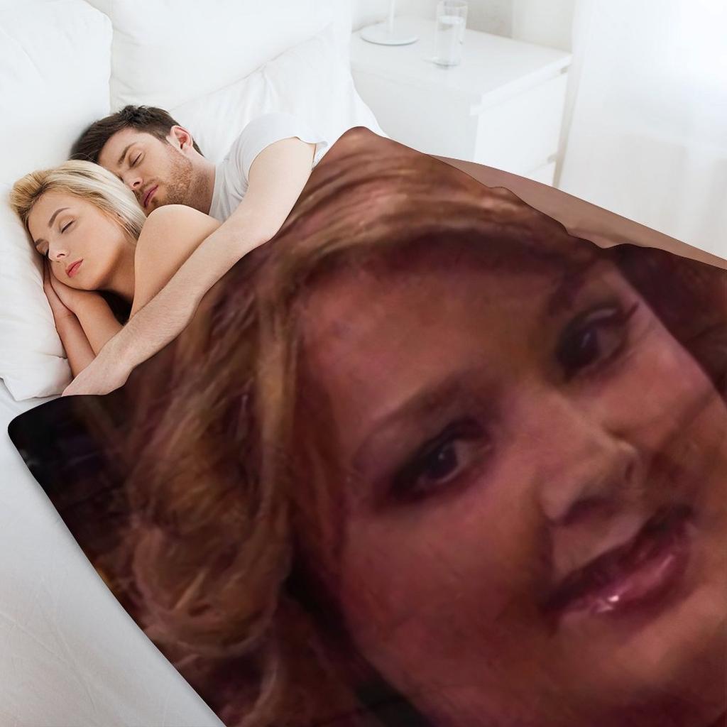 Mesem Ngguyu Throw Blanket funny gift Summer Furrys Giant Sofa Blankets