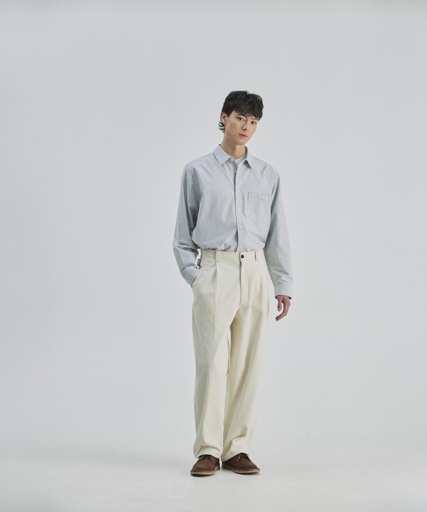 Guernsey Woollens Corduroy Single-Pleat Wide Pants - Ecru