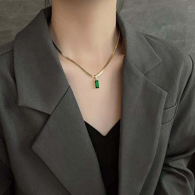 Vintage Smaragd Quadrat Anhänger Halskette gestapelte Schlüsselbein Kette Ins weiblich Nische Schlangenknochen Kette