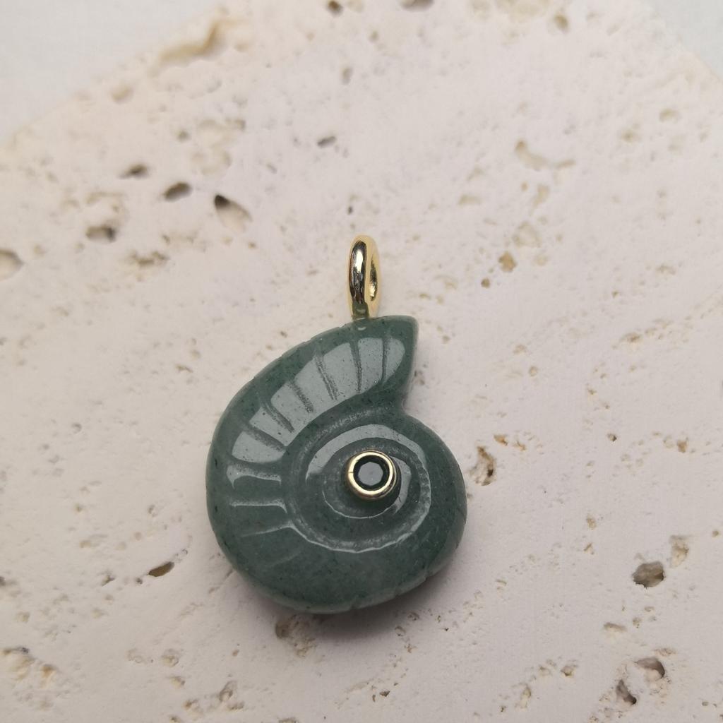 1pc Natural Stone Snail Shape Pendant Charm Amethyst Tiger Eye Carved Crystal Shell Jewelry Gift