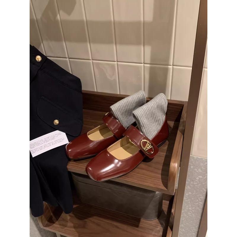 Cowhide Version Retro Square Head with Velcro Mary Jane Shallow Mouth Flat Sole Shoes Women