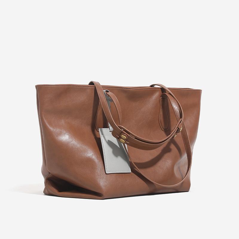 Neue modische Pendeltasche mit Nischen- und High-End-Gefühl, Einzelne Schulter-Achseltasche, Große Tragetasche für Damen für den Außenbereich