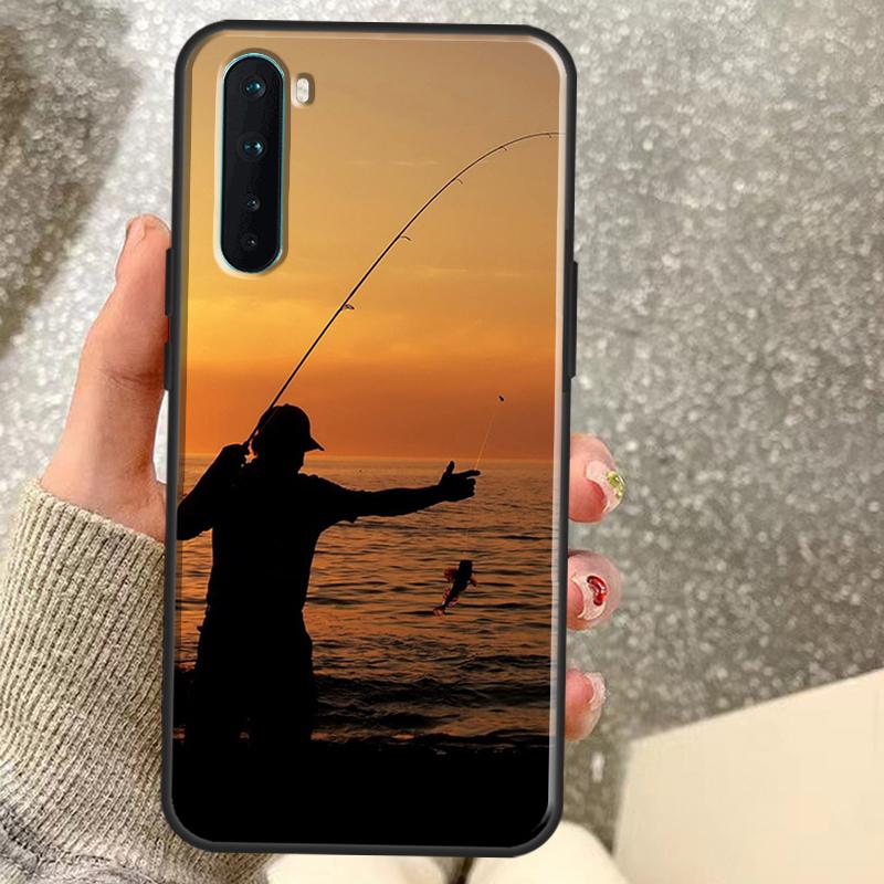

Hunter Man Fishing Dog Case For OnePlus 15 13 12 11 10 10R 12R 13R 15R 13T 10T 8T Nord 5 CE 2 3 4 Lite N20 N30 Coque OnePlus 12R