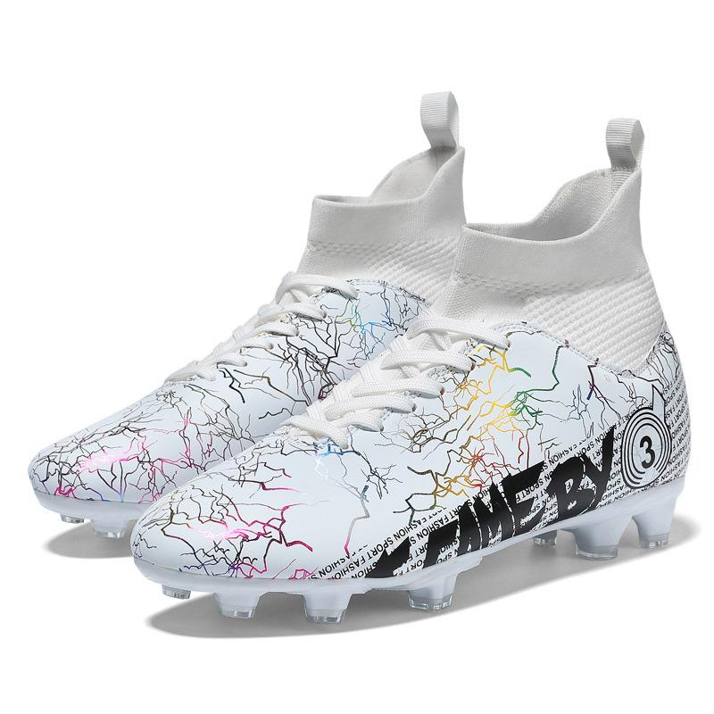 

Spring football shoes shoes sports shoes personalized students new game nails long nails training black young men broken price 45