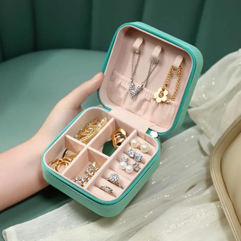 Jewelry Case Leather Storage Earrings Necklace Ring Jewelry Organizer Display Portable Mini Jewelry Storage Box Travel Organizer