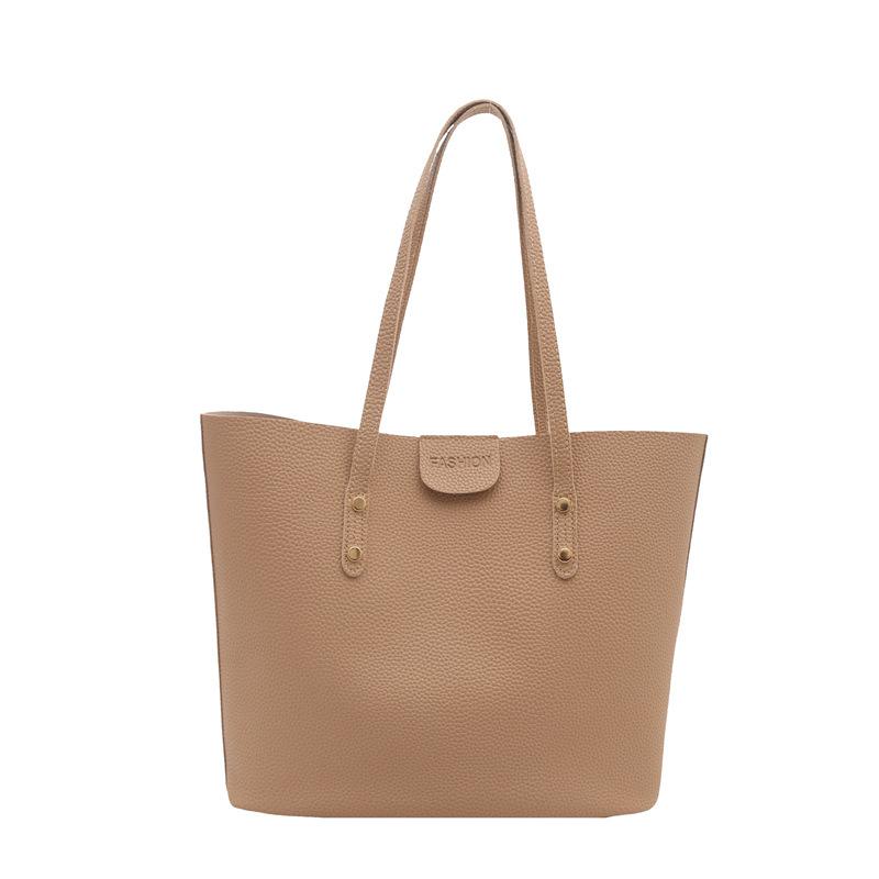High-end Mother and Child Bag for Women with Large Capacity Simple and Fashionable Shoulder Bag Trendy Commuting Toy Bag